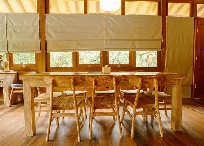 Rumah Bambu Gladek Dua 4*